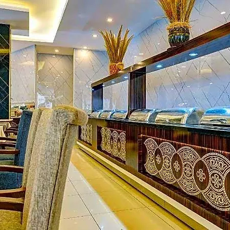Hotel Kleopatra Arsi 4*
