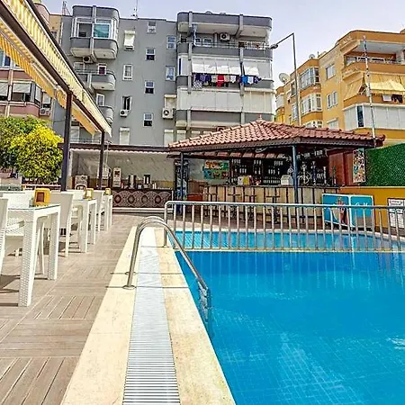 Kleopatra Arsi 4* Mahmutlar