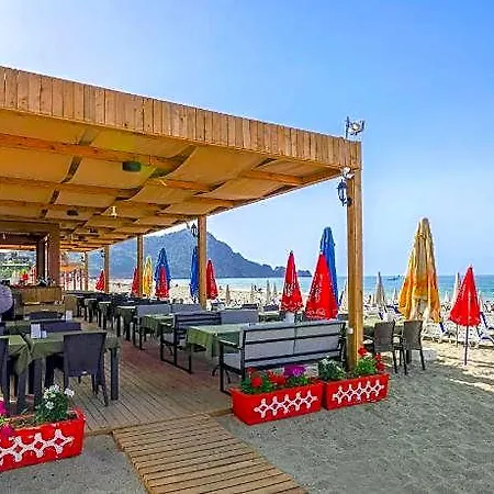 Kleopatra Arsi Hotel 4*