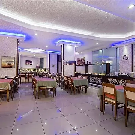 Kleopatra Arsi 4* Mahmutlar